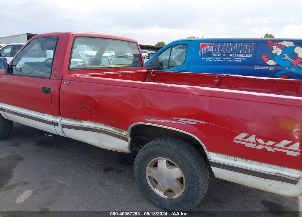 1988 CHEVROLET GMT-400 K1500 VIN: 1GCDK14K4JE125651