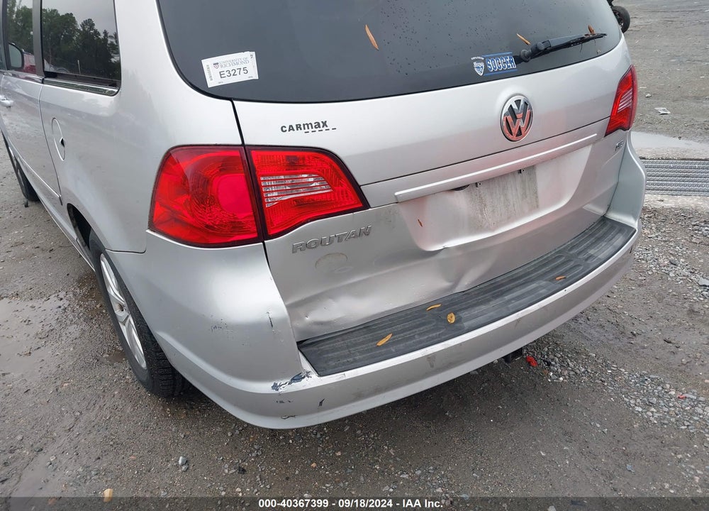 2012 VOLKSWAGEN ROUTAN SE VIN: 2C4RVABG5CR240616