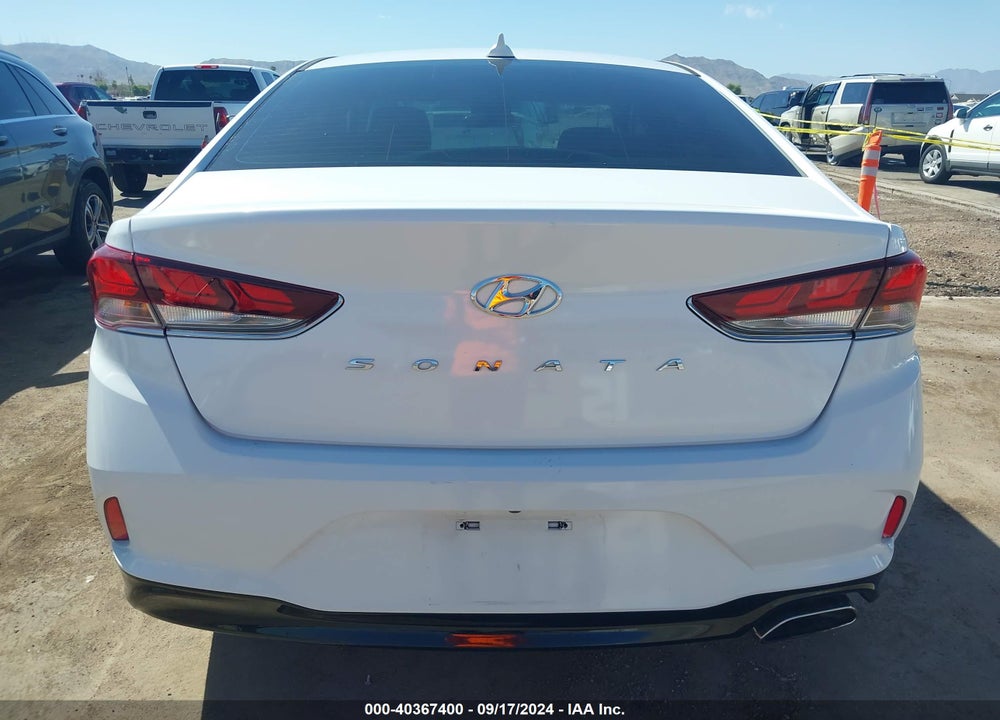 2018 HYUNDAI SONATA SEL VIN: 5NPE34AF6JH634554