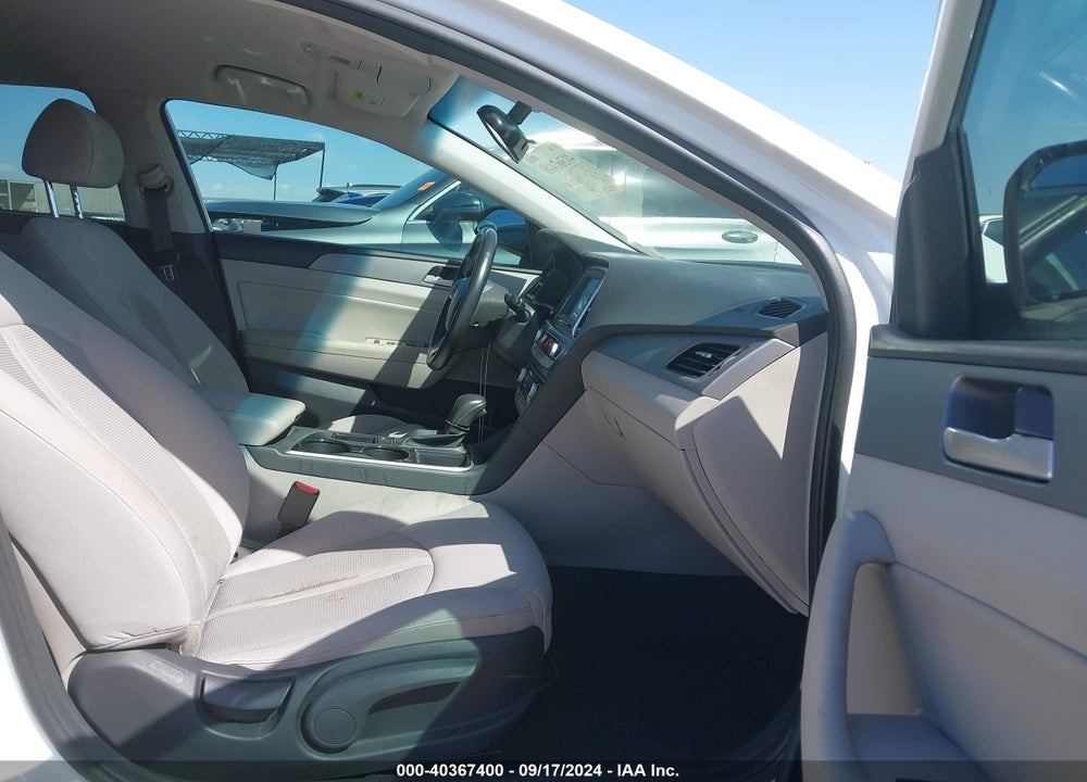 2018 HYUNDAI SONATA SEL VIN: 5NPE34AF6JH634554
