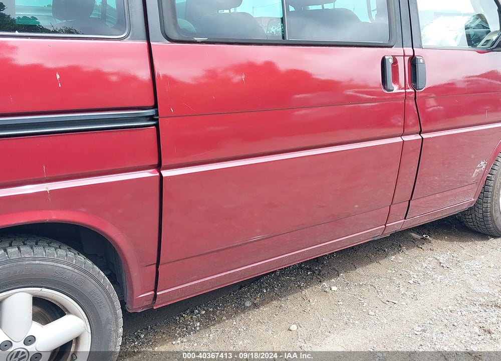 2002 VOLKSWAGEN EUROVAN GLS VIN: WV2KB47012H031974