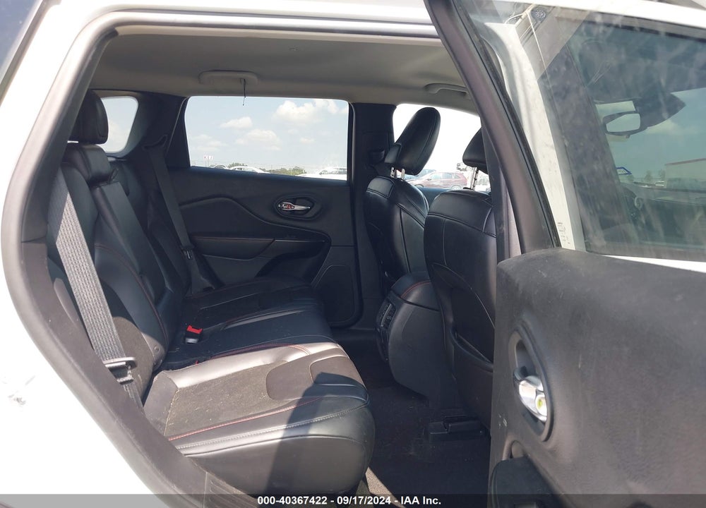 2019 JEEP CHEROKEE TRAILHAWK 4X4 VIN: 1C4PJMBX0KD422116