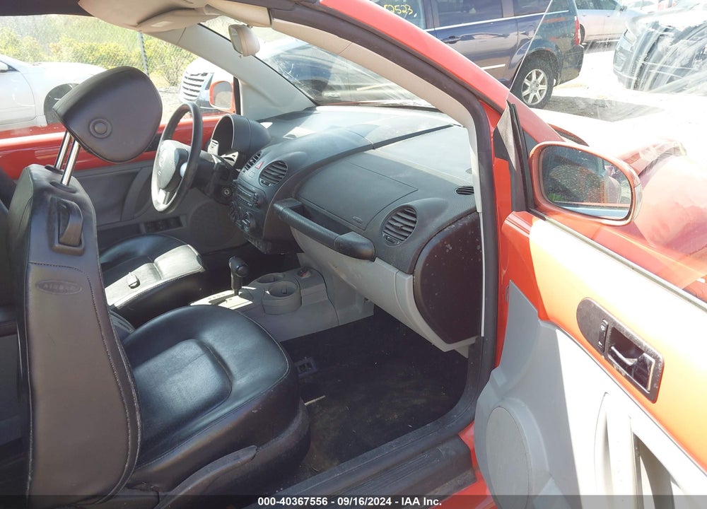 2004 VOLKSWAGEN NEW BEETLE GLS VIN: 3VWCM31Y24M344615