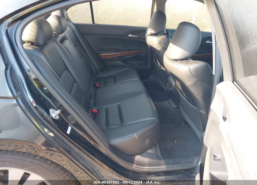 2011 HONDA ACCORD 3.5 EX-L VIN: 1HGCP3F82BA001379