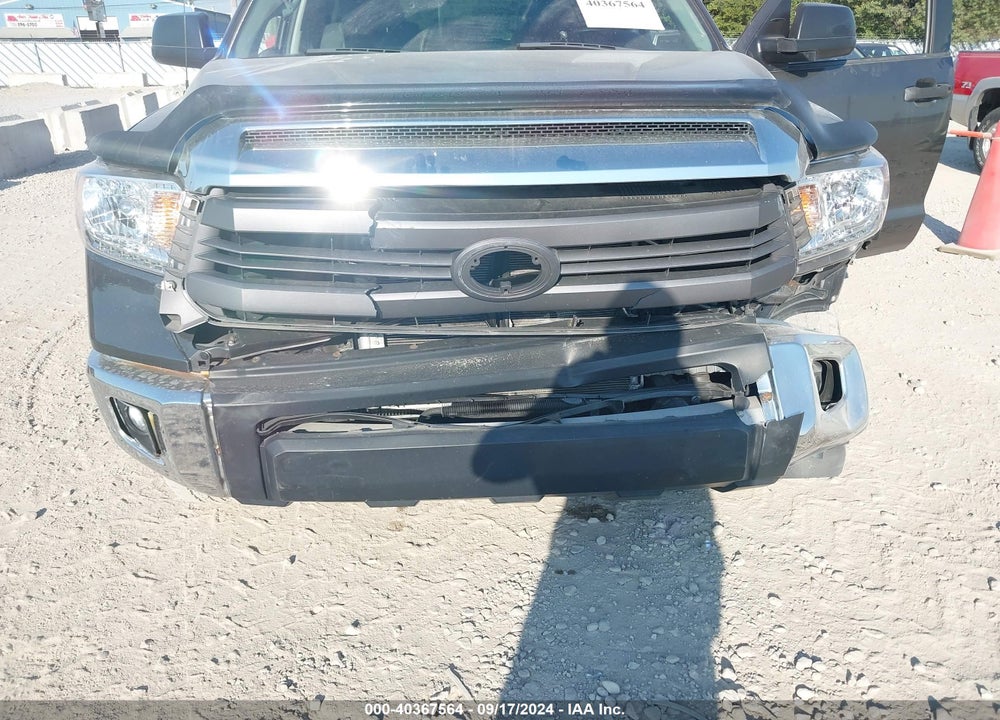 2014 TOYOTA TUNDRA SR5 5.7L V8 VIN: 5TFDW5F1XEX350795