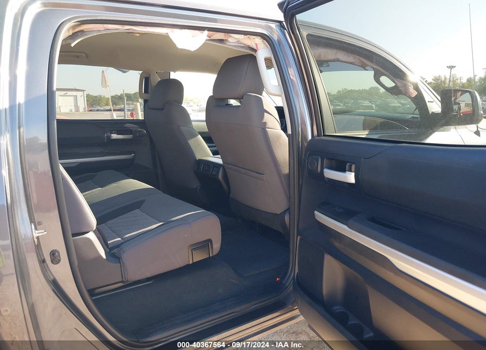 2014 TOYOTA TUNDRA SR5 5.7L V8 VIN: 5TFDW5F1XEX350795