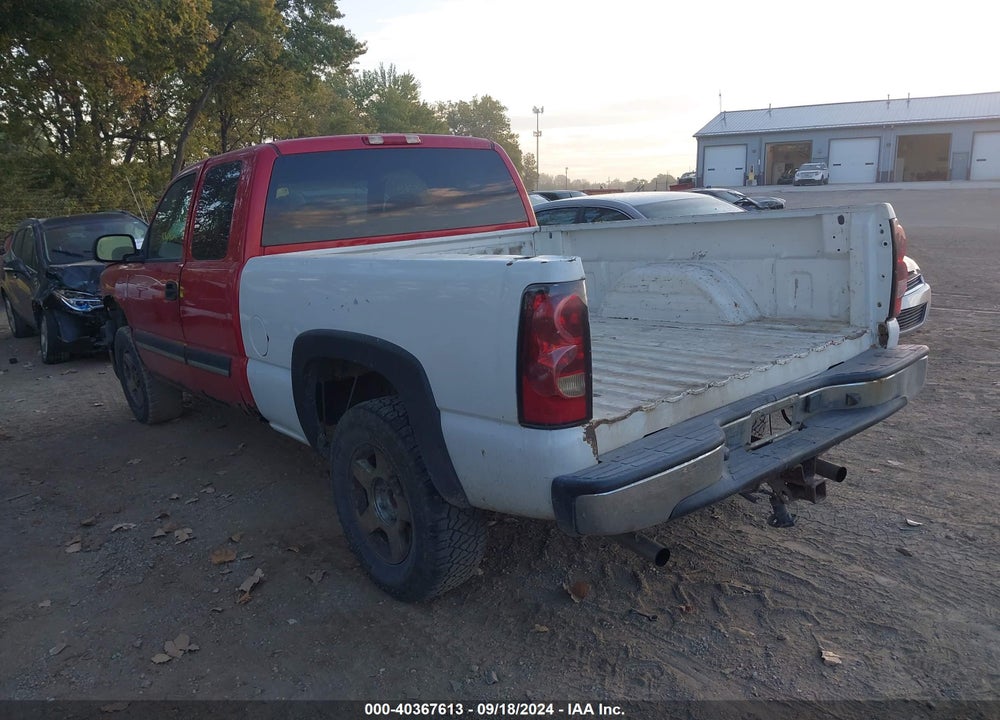 2005 CHEVROLET SILVERADO 1500 Z71 VIN: 2GCEK19B551376098
