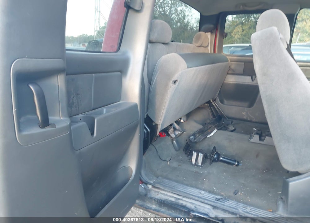 2005 CHEVROLET SILVERADO 1500 Z71 VIN: 2GCEK19B551376098