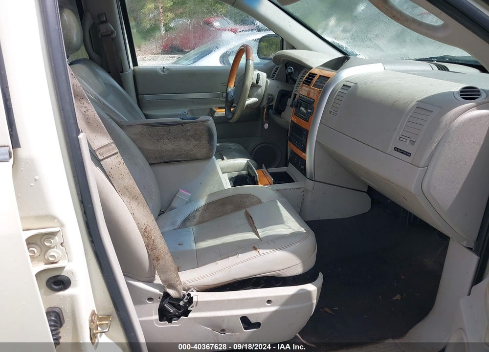 2007 CHRYSLER ASPEN LIMITED VIN: 1A8HX58237F501577