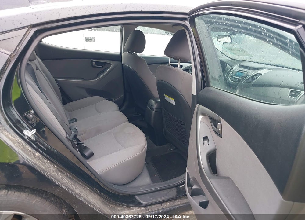 2014 HYUNDAI ELANTRA SE VIN: 5NPDH4AE5EH495544
