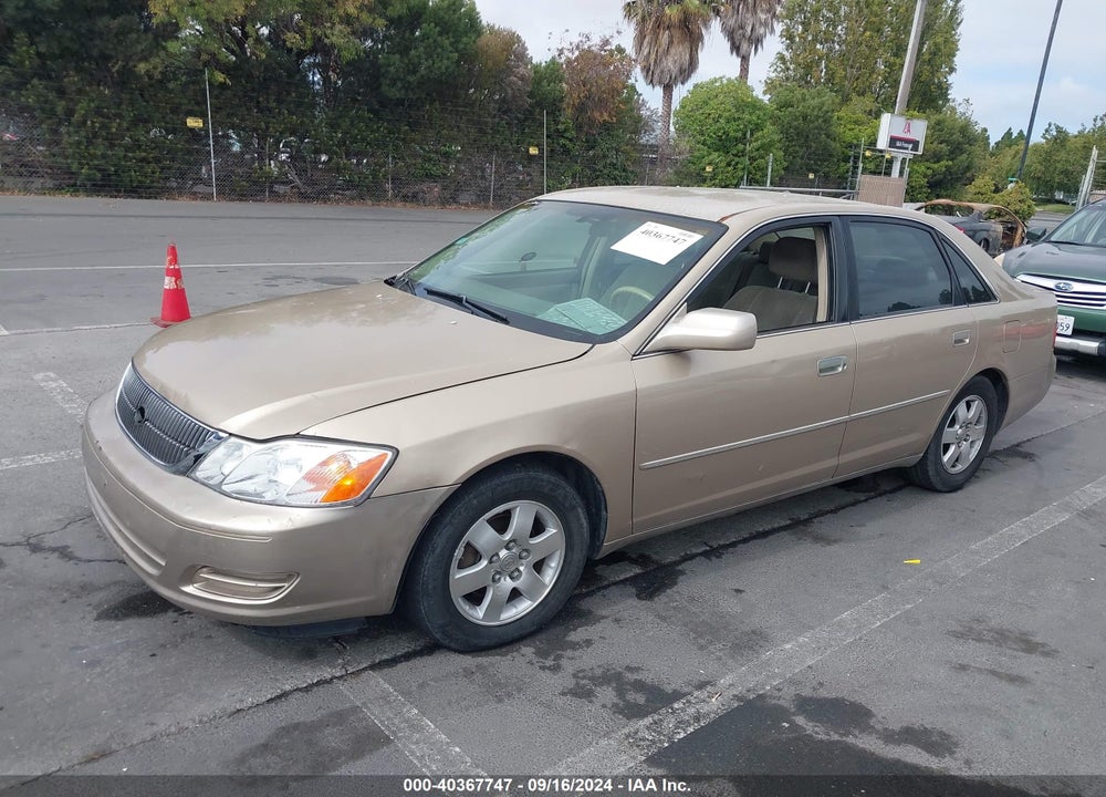 2001 TOYOTA AVALON XL VIN: 4T1BF28B51U144092