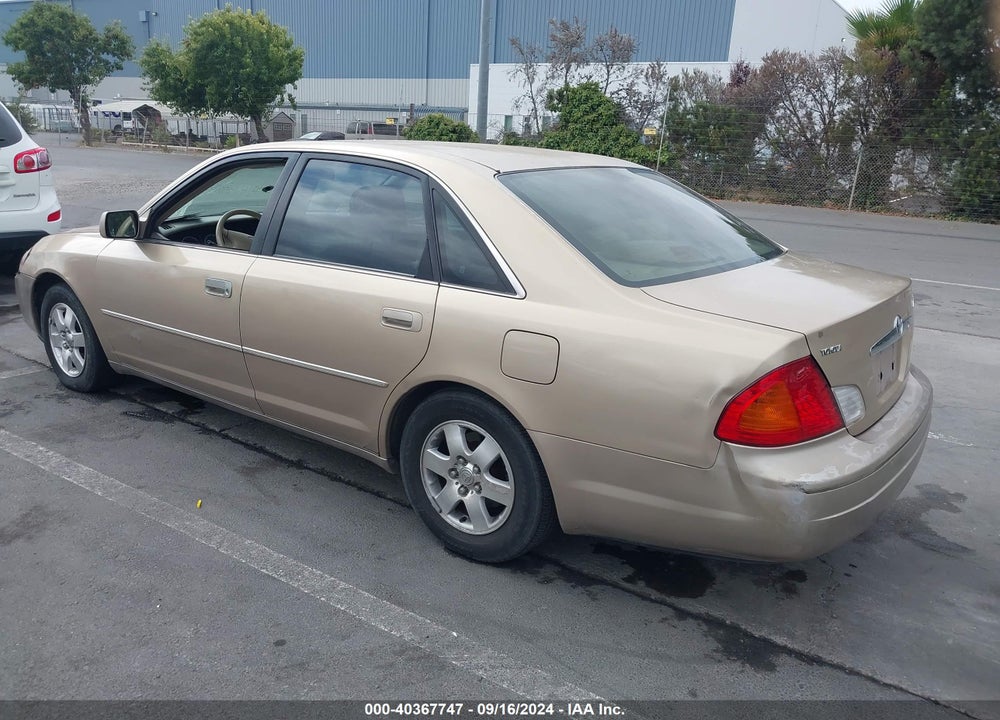 2001 TOYOTA AVALON XL VIN: 4T1BF28B51U144092