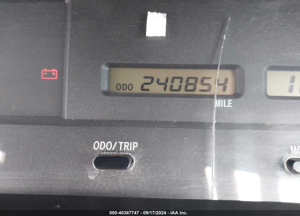 2001 TOYOTA AVALON XL VIN: 4T1BF28B51U144092