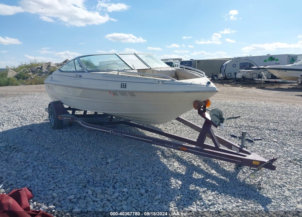 1999 MARIAH 18 FT VIN: MAB18504F999