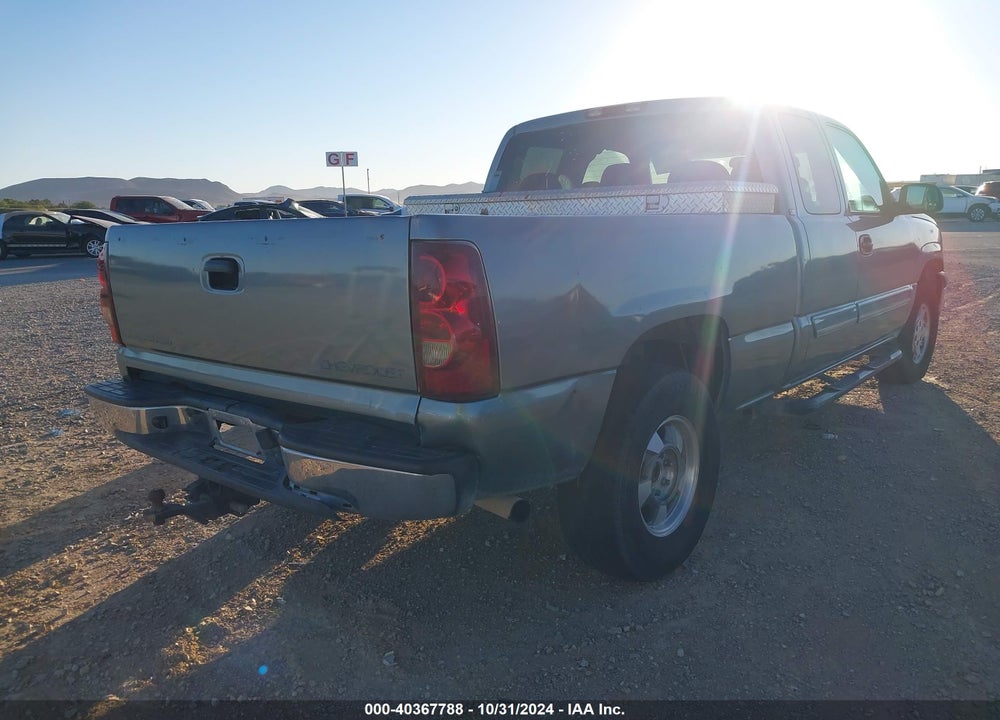 2003 CHEVROLET SILVERADO 1500 LS VIN: 2GCEK19T131229122
