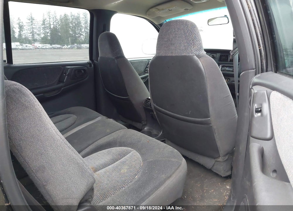 2000 DODGE DURANGO VIN: 1B4HS28N4YF268175