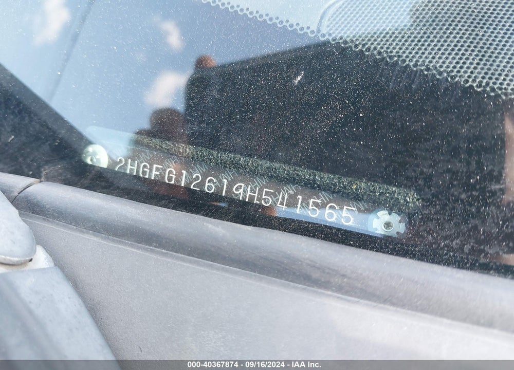 2009 HONDA CIVIC LX VIN: 2HGFG12619H541565