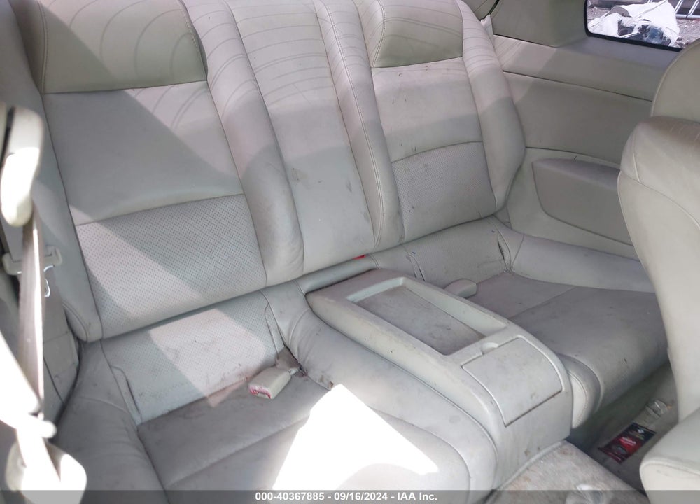 2003 INFINITI G35 BASE W/LEATHER VIN: JNKCV54E33M201789