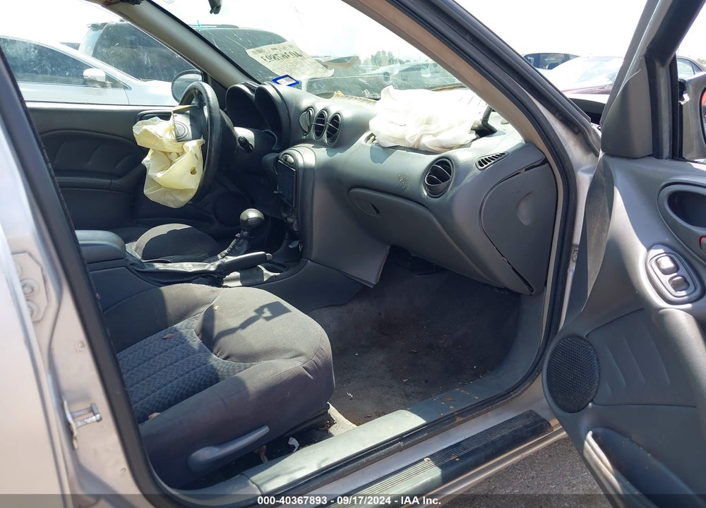 2005 PONTIAC GRAND AM SE VIN: 1G2NE52F65M237893