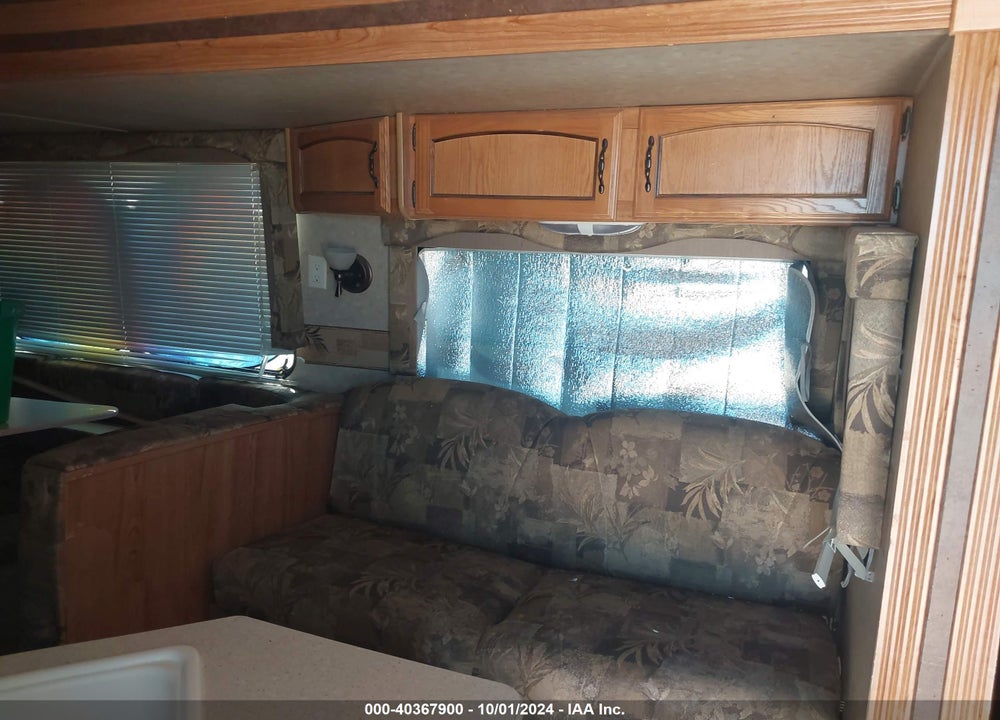 2010 FOREST RIVER PUMA VIN: 4X4TPUG2XAP026227