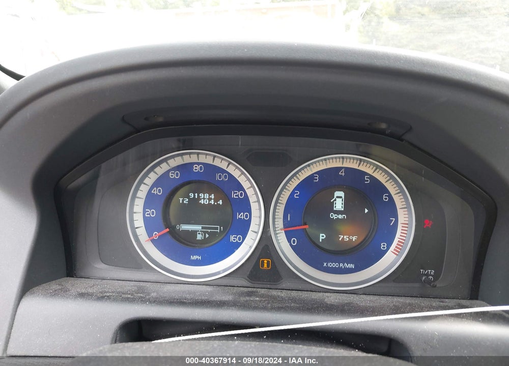 2013 VOLVO XC60 T6 VIN: YV4902DZ2D2439820