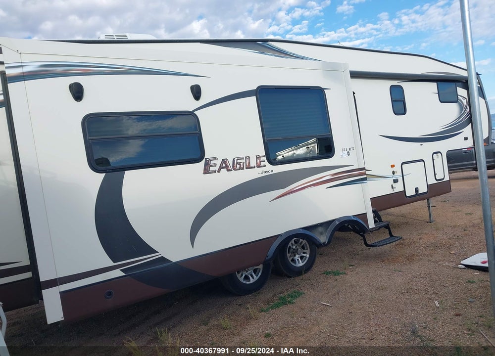 2014 JAYCO EAGLE 33.5 RETS VIN: 1UJCJ0BT2E1PG0106