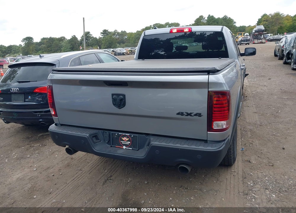 2022 RAM 1500 CLASSIC WARLOCK QUAD CAB 4X4 6'4 BOX VIN: 1C6RR7GTXNS122499