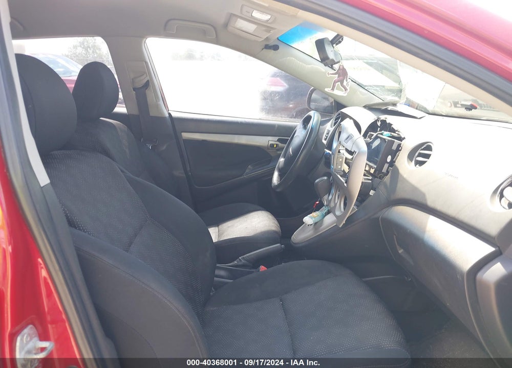 2010 PONTIAC VIBE VIN: 5Y2SP6E06AZ411870