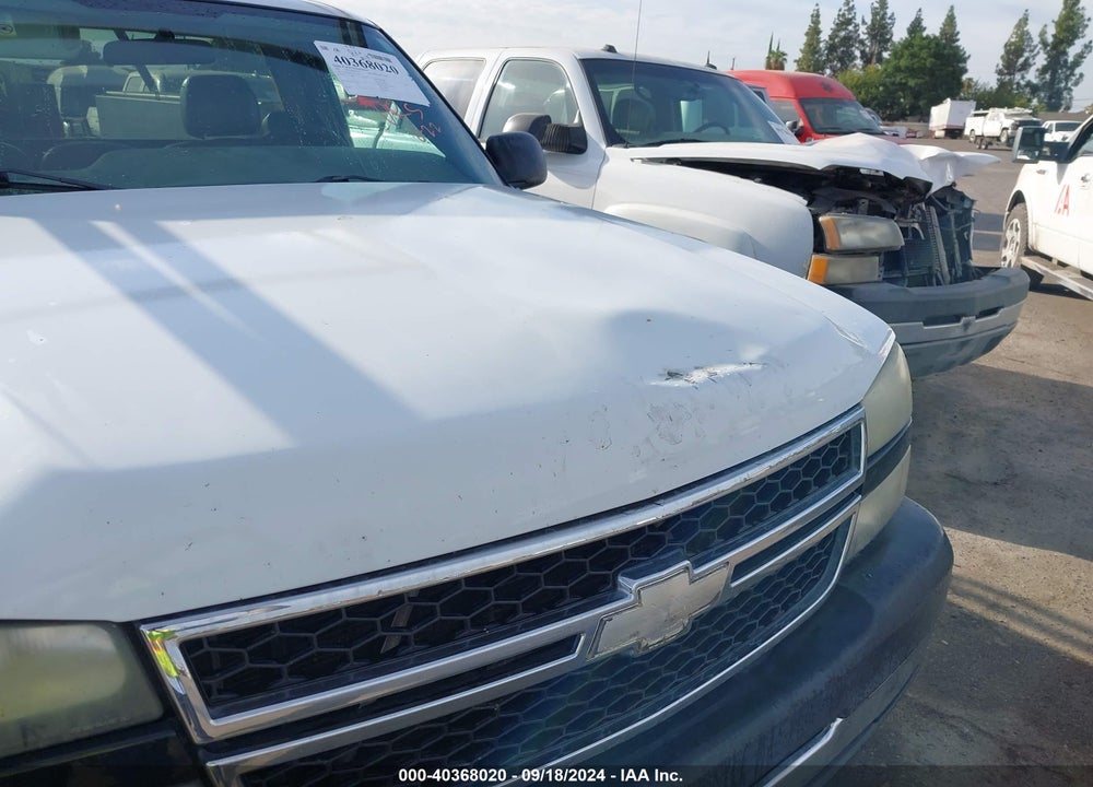 2007 CHEVROLET SILVERADO 2500HD CLASSIC WORK TRUCK VIN: 1GCHC24U27E116235