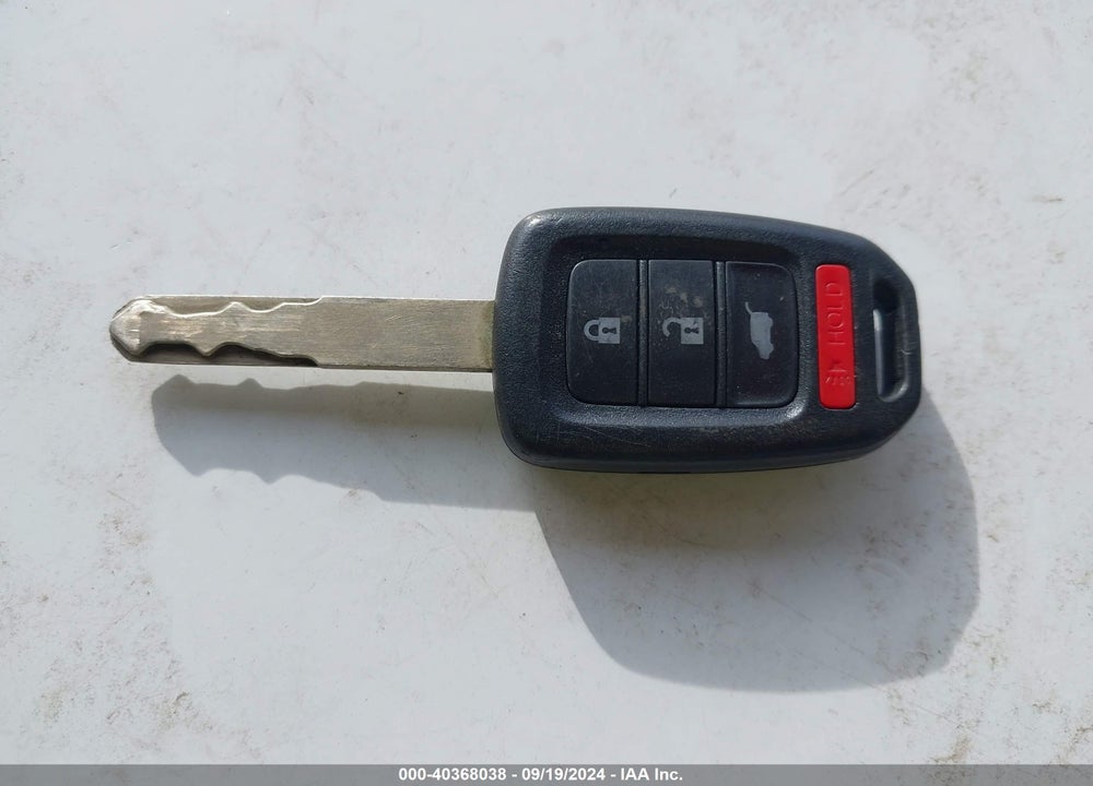 2015 HONDA CR-V LX VIN: 2HKRM4H3XFH635207