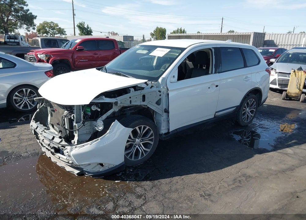2018 MITSUBISHI OUTLANDER ES VIN: JA4AD2A3XJZ053731