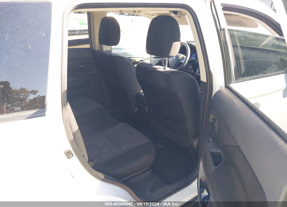 2018 MITSUBISHI OUTLANDER ES VIN: JA4AD2A3XJZ053731