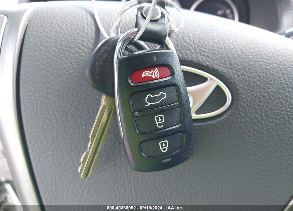 2010 HYUNDAI VERACRUZ GLS VIN: KM8NU4CC9AU106282