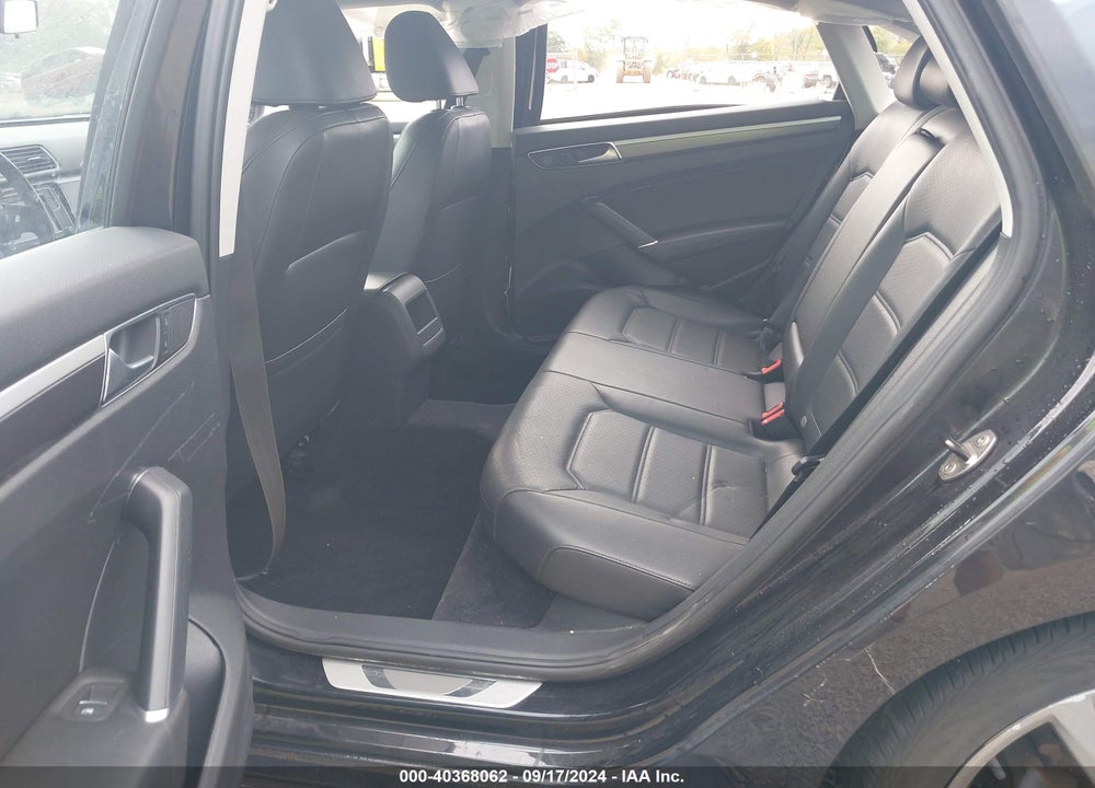 2017 VOLKSWAGEN PASSAT 1.8T R-LINE VIN: 1VWDT7A33HC086258