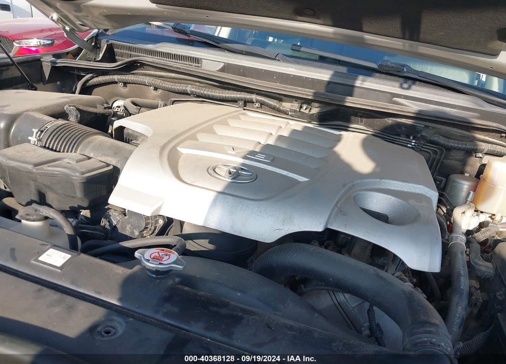 2013 TOYOTA LAND CRUISER V8 VIN: JTMHY7AJ8D4010950