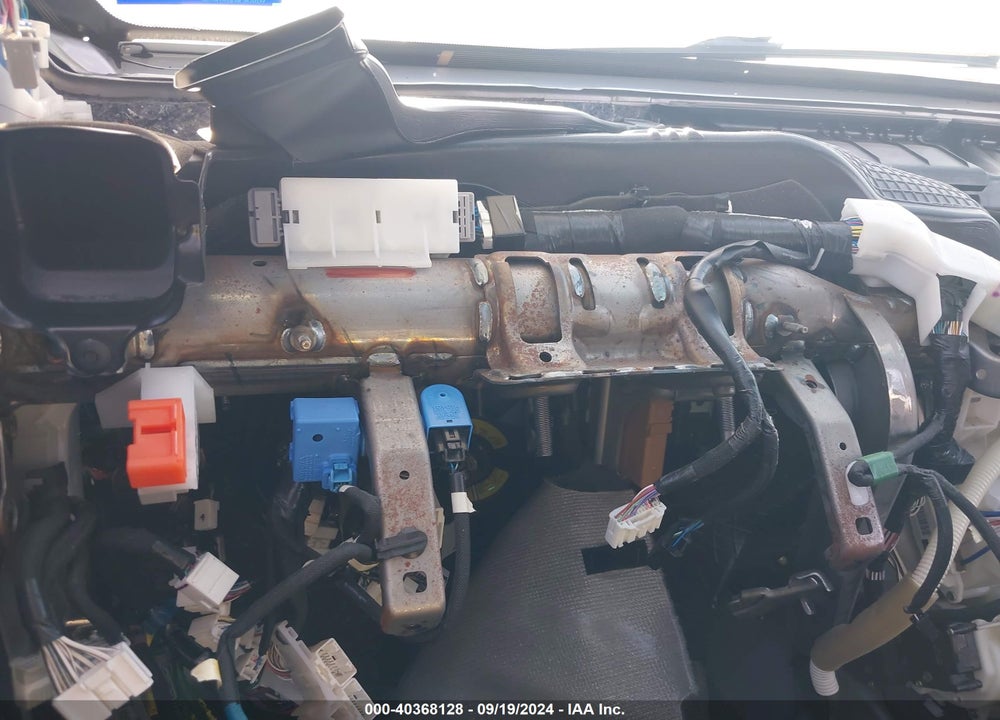 2013 TOYOTA LAND CRUISER V8 VIN: JTMHY7AJ8D4010950