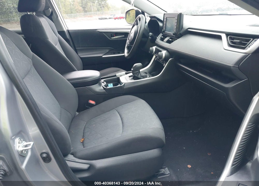 2020 TOYOTA RAV4 XLE VIN: 2T3W1RFV6LC052782