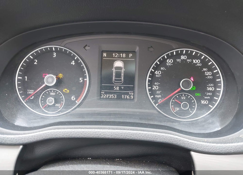2015 VOLKSWAGEN PASSAT 2.0L TDI SE VIN: 1VWBV7A31FC117862