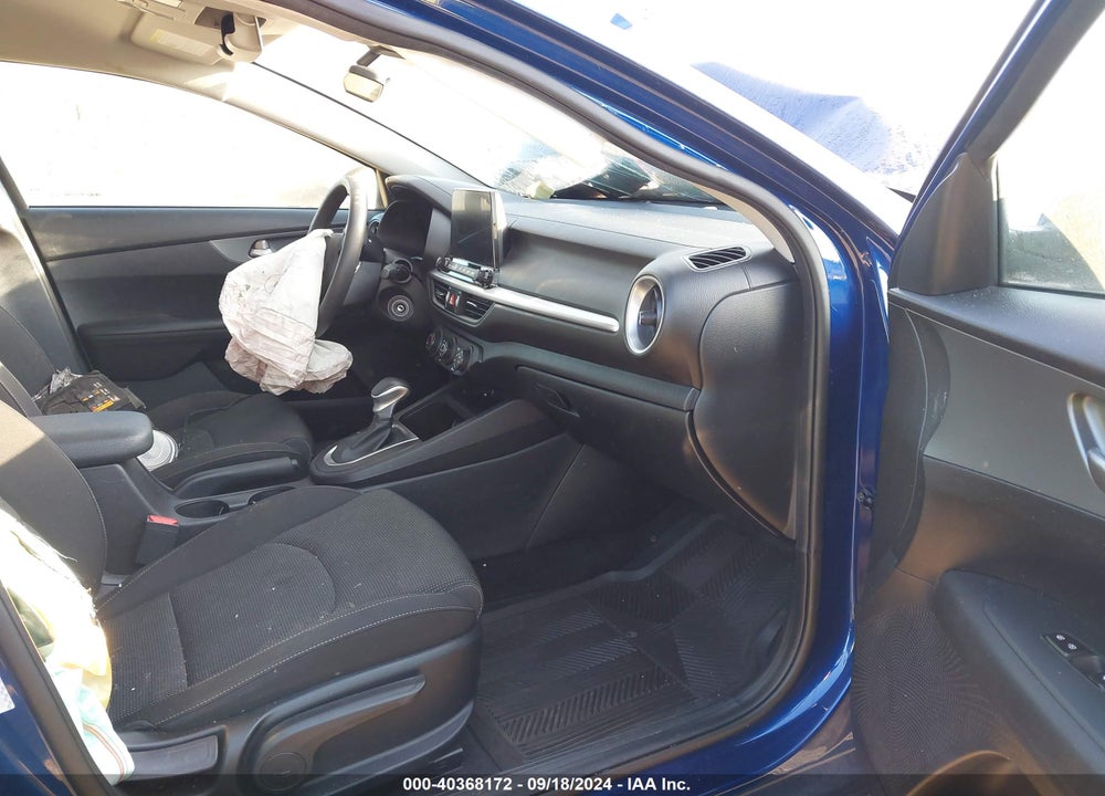 2020 KIA FORTE LXS VIN: 3KPF24AD6LE240209