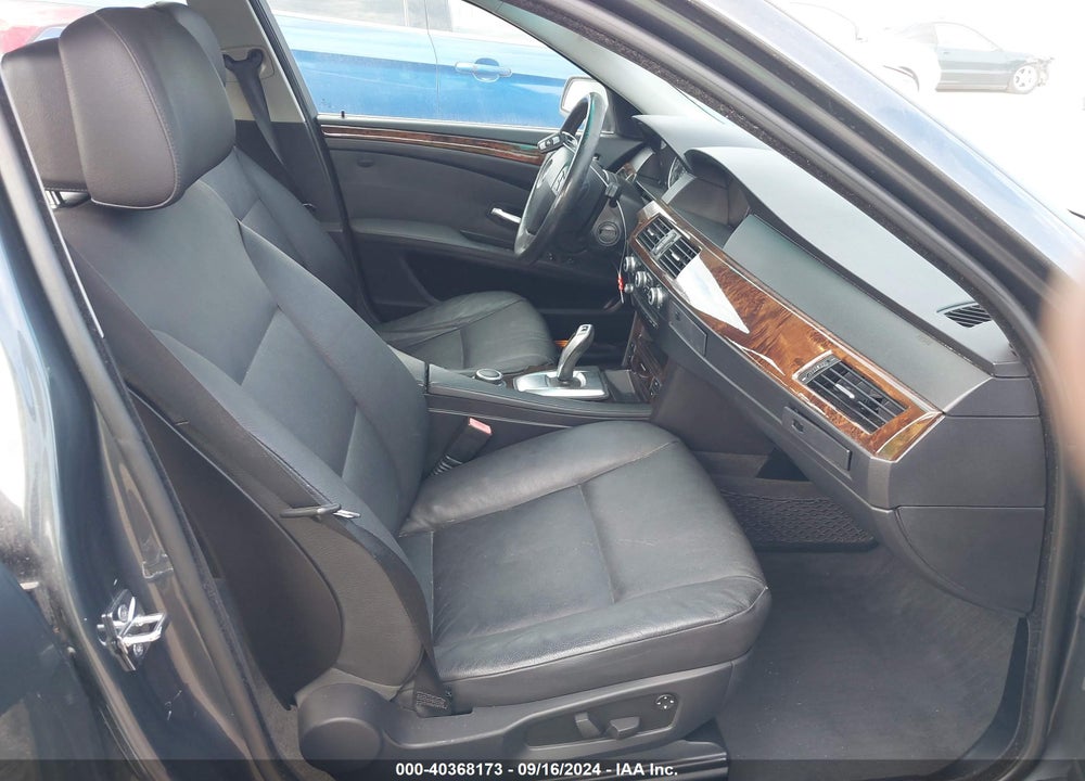 2008 BMW 528XI VIN: WBANV13518CZ52355