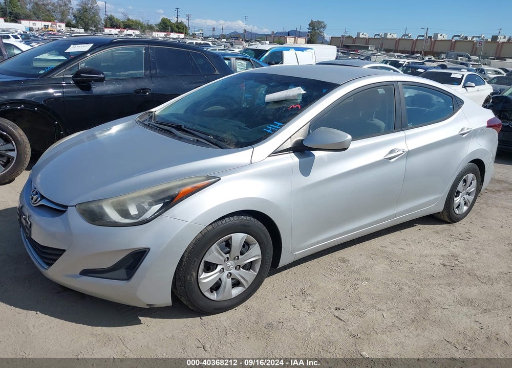 2016 HYUNDAI ELANTRA SE VIN: 5NPDH4AE5GH696721