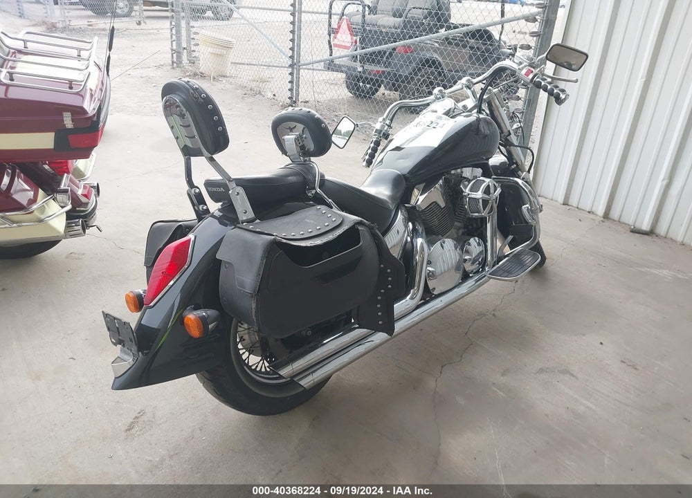 2005 HONDA VT1300 S VIN: 1HFSC52075A207020
