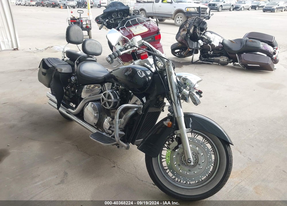 2005 HONDA VT1300 S VIN: 1HFSC52075A207020