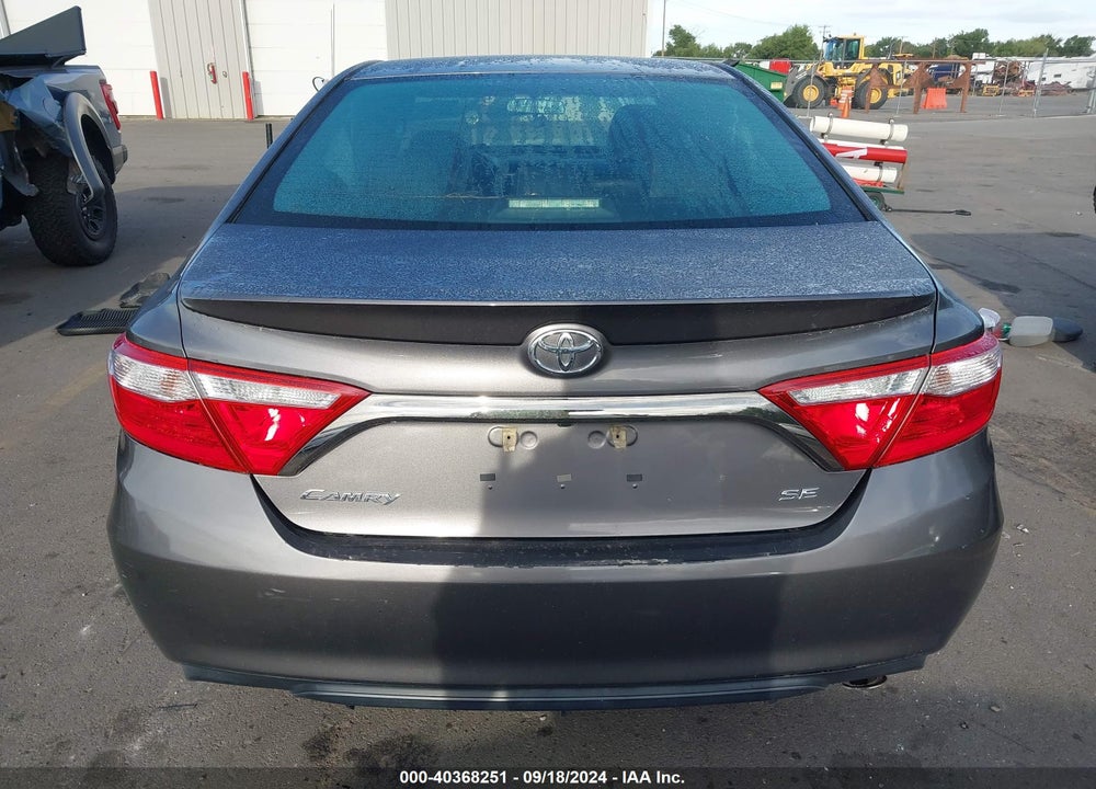2017 TOYOTA CAMRY SE VIN: 4T1BF1FK5HU805286