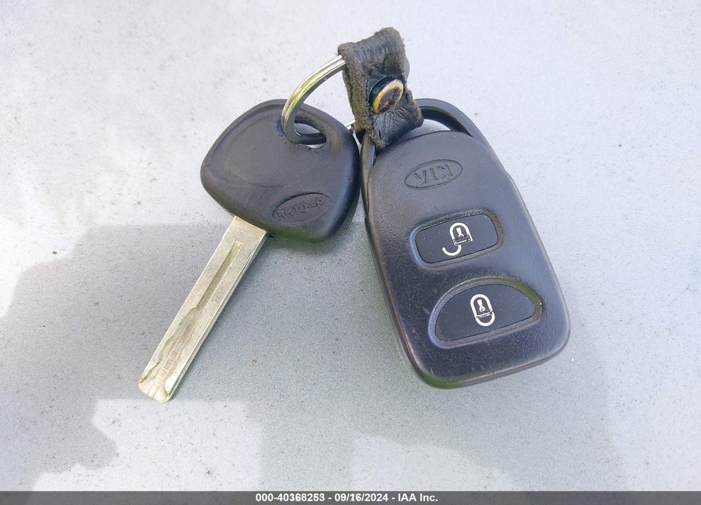 2010 KIA RIO5 SX VIN: KNADH5A34A6659128