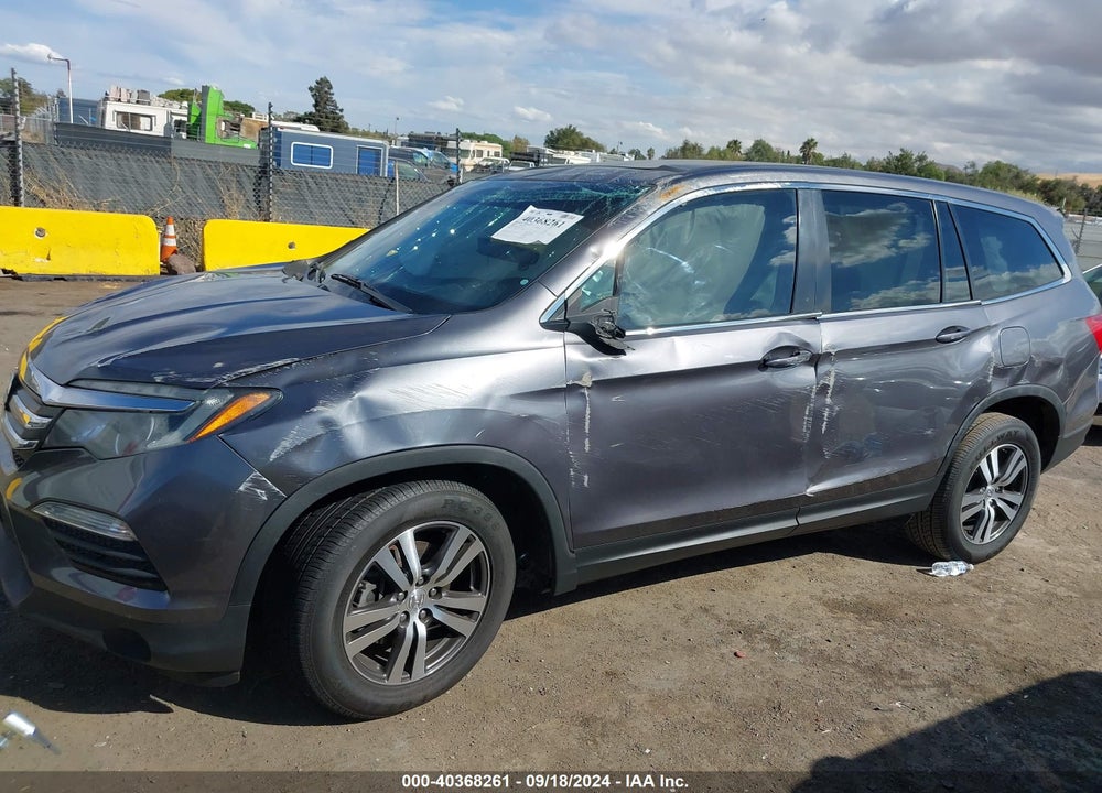 2017 HONDA PILOT EX-L VIN: 5FNYF5H52HB021556