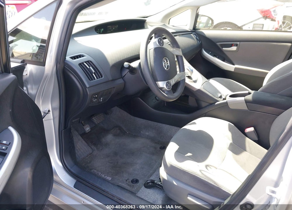 2013 TOYOTA PRIUS THREE VIN: JTDKN3DU3D0337423