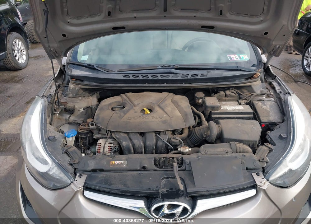 2014 HYUNDAI ELANTRA SE VIN: 5NPDH4AE7EH527524