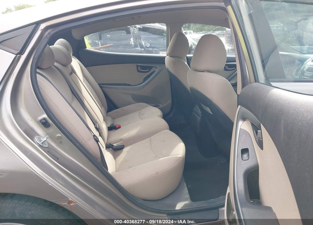 2014 HYUNDAI ELANTRA SE VIN: 5NPDH4AE7EH527524