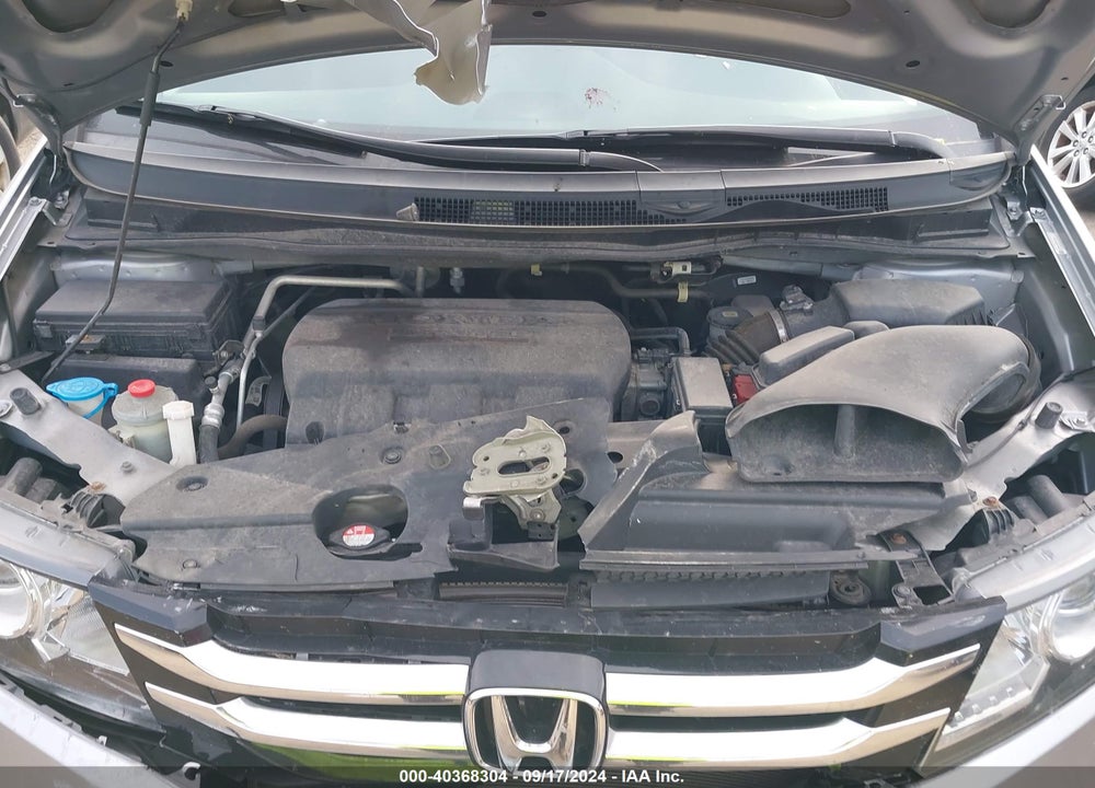 2016 HONDA ODYSSEY LX VIN: 5FNRL5H2XGB102015